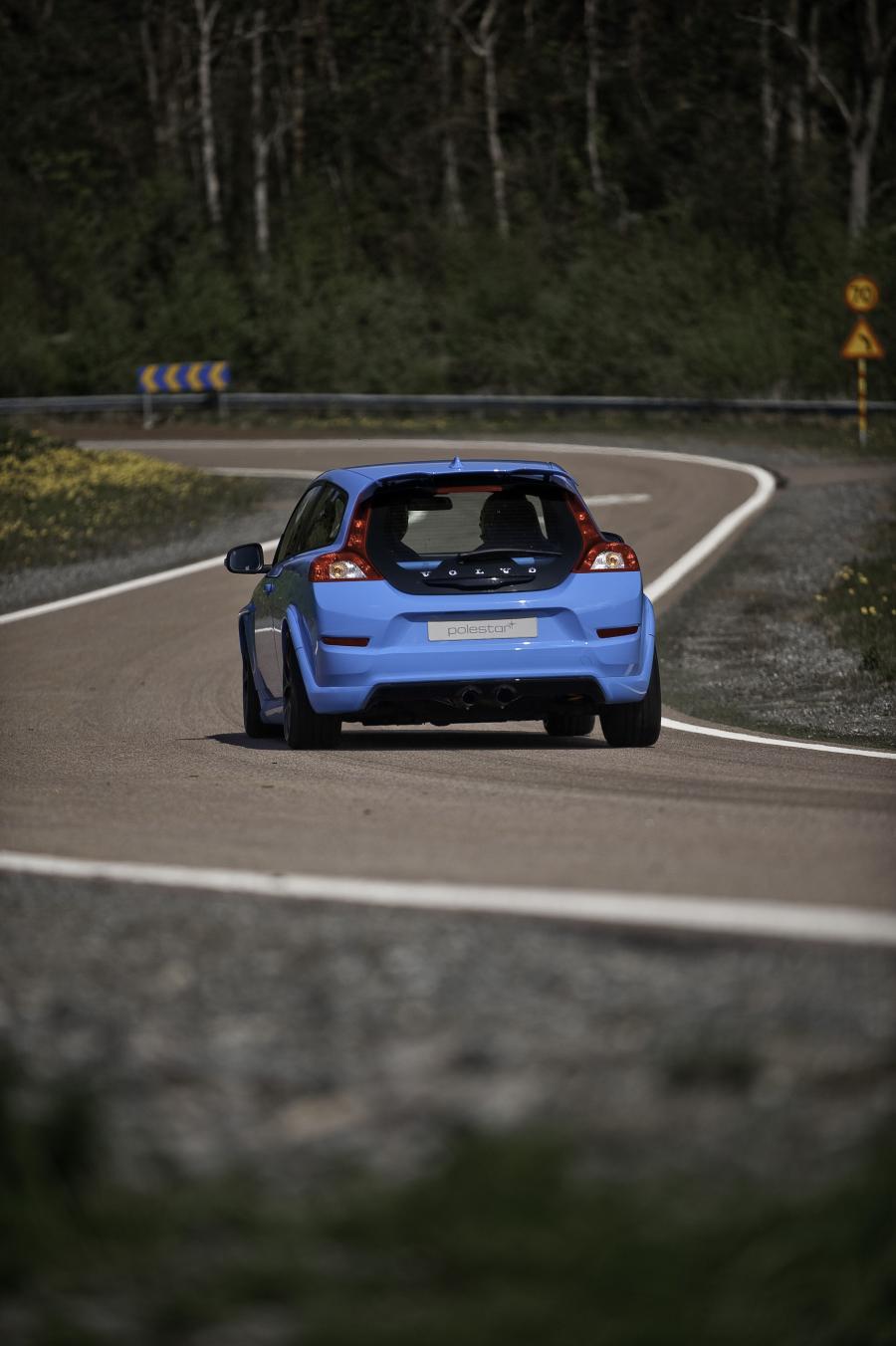  Volvo C30 Polestar Performance Concept 2010 года  (фото 27 из 45)